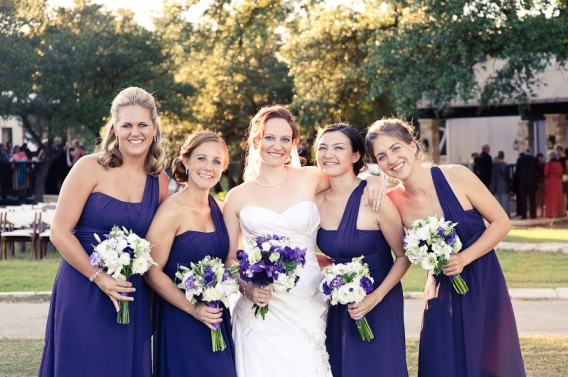 austin wedding photographer at spicewood vineyards texas