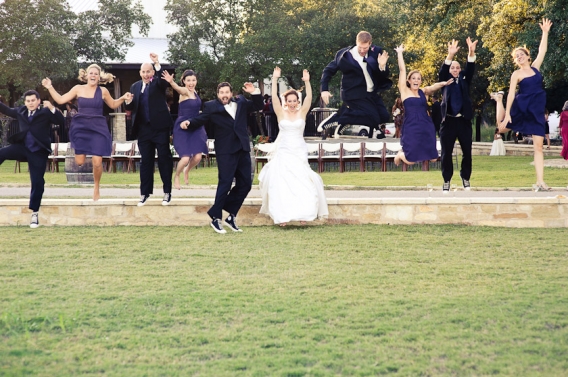 austin wedding photographer at spicewood vineyards texas