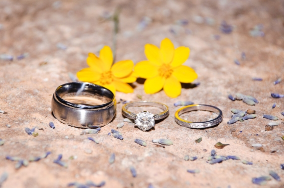 austin wedding photographer at spicewood vineyards texas