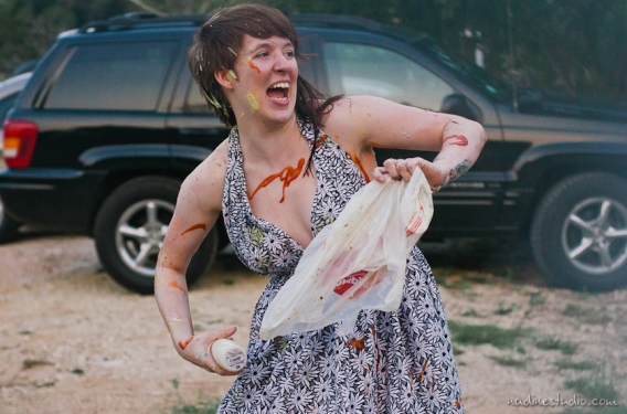 messy food fight
