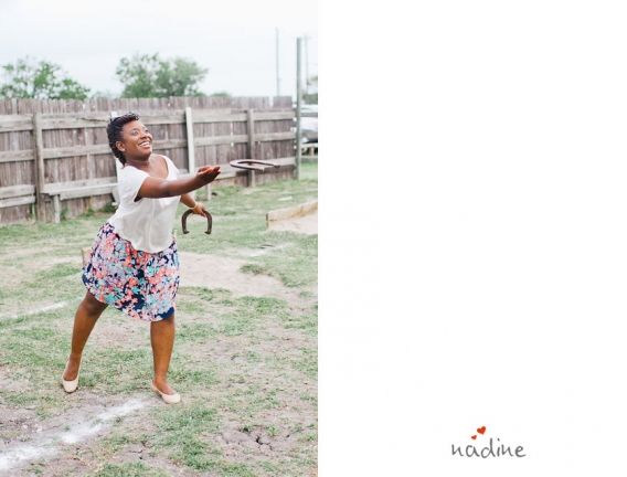 horse shoe throwing
