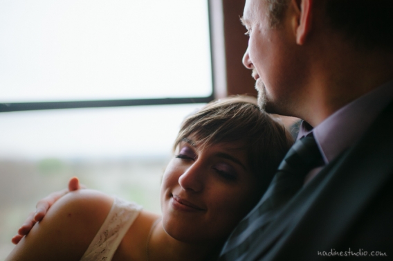 hideout improv couple