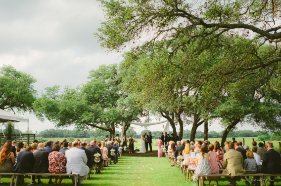 getting married under a giant oak tree