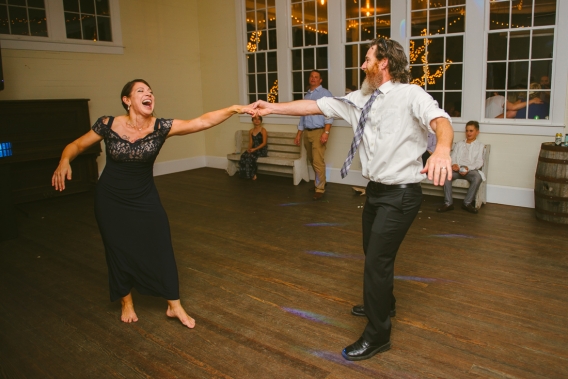 hill country wedding dancing